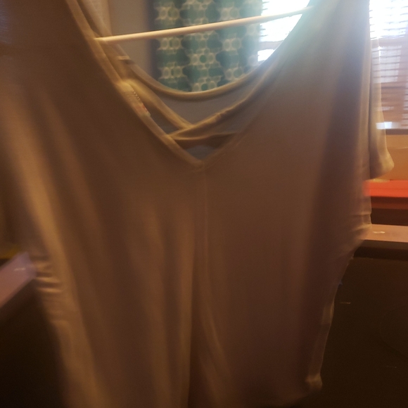 Top - Picture 3 of 3